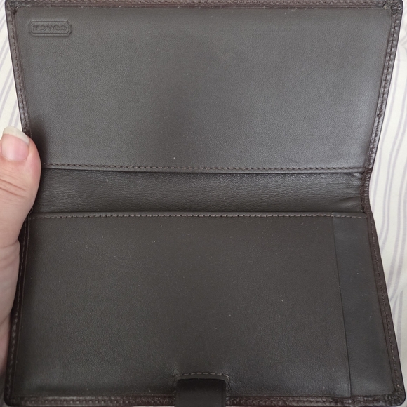 Coach Pen Holder And Wallet - Picture 3 of 6